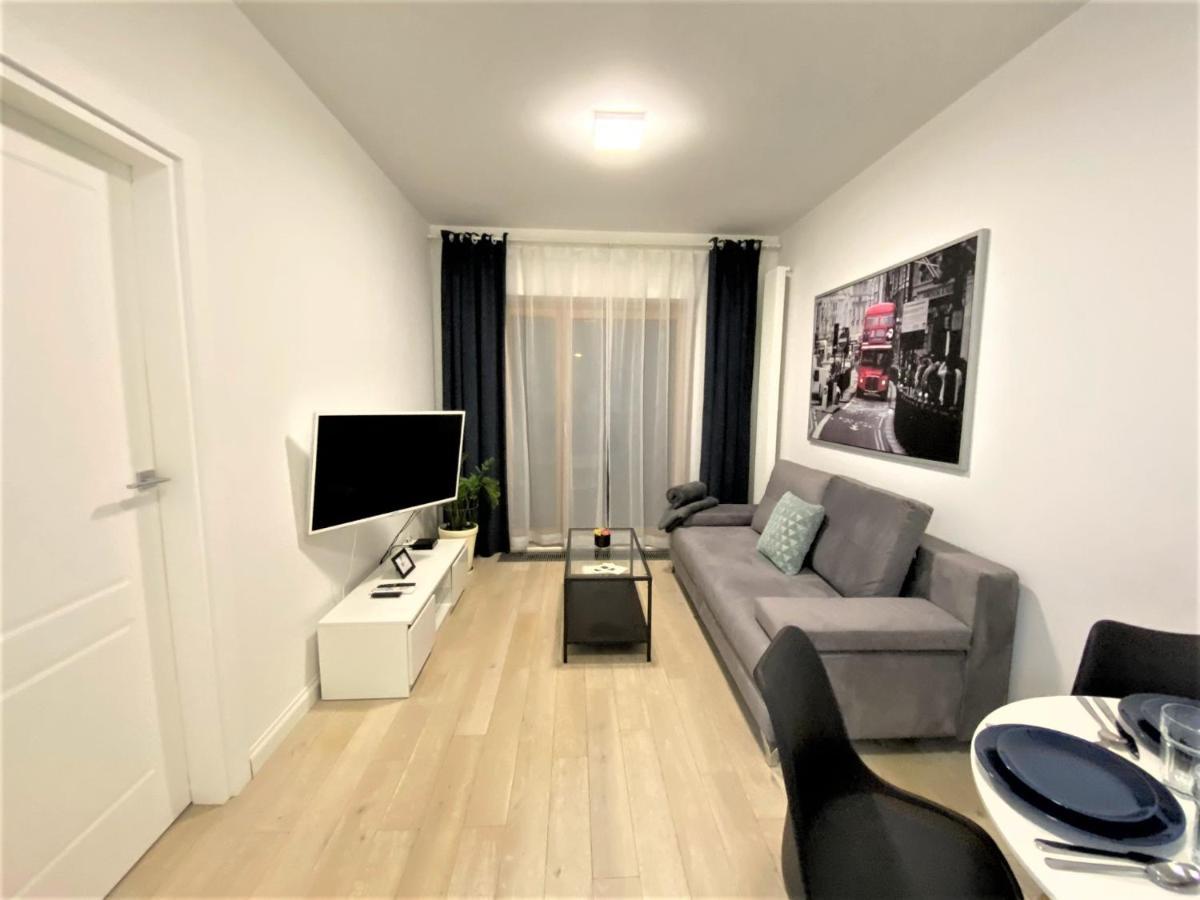 Exclusive 2Br! Apartment In Center +Netflix +Gym Warsaw Exterior photo